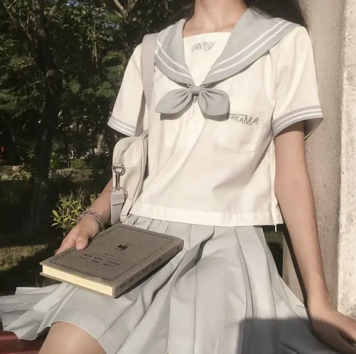 漫漫星河人间滚烫